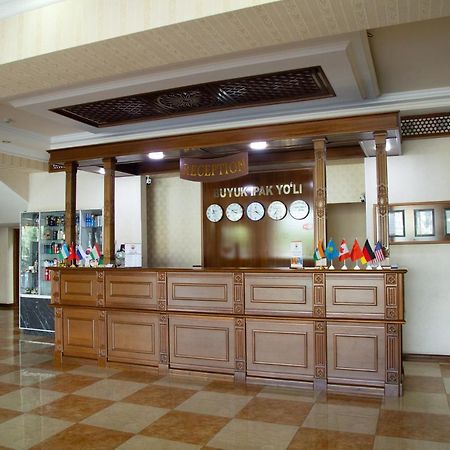 Buyuk Ipak Yo'Li Hotel Namangan Εξωτερικό φωτογραφία