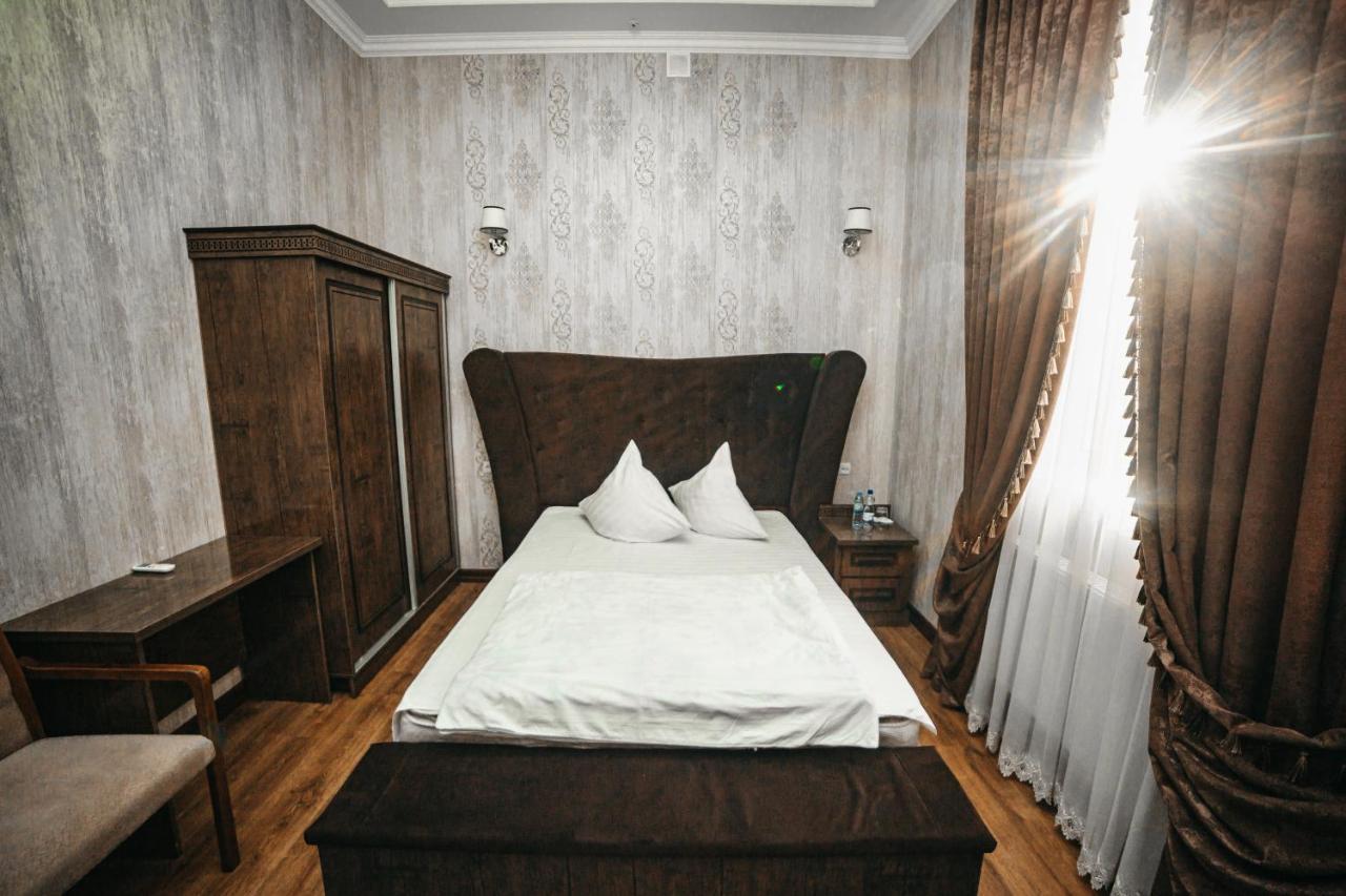 Buyuk Ipak Yo'Li Hotel Namangan Εξωτερικό φωτογραφία