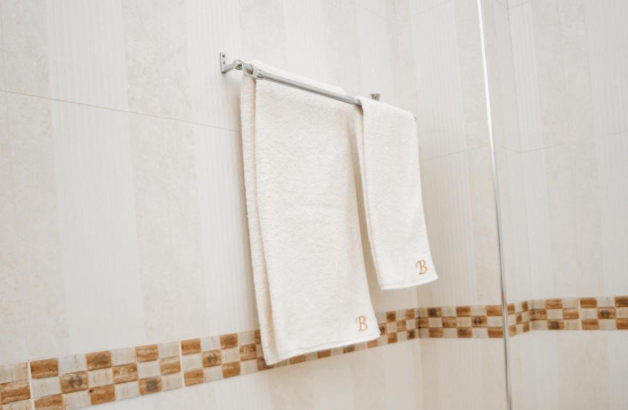 Buyuk Ipak Yo'Li Hotel Namangan Εξωτερικό φωτογραφία