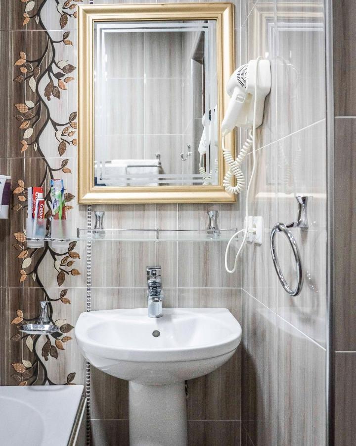 Buyuk Ipak Yo'Li Hotel Namangan Εξωτερικό φωτογραφία