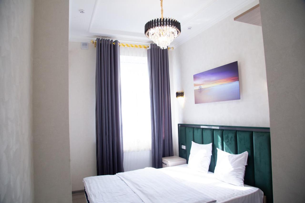Buyuk Ipak Yo'Li Hotel Namangan Εξωτερικό φωτογραφία