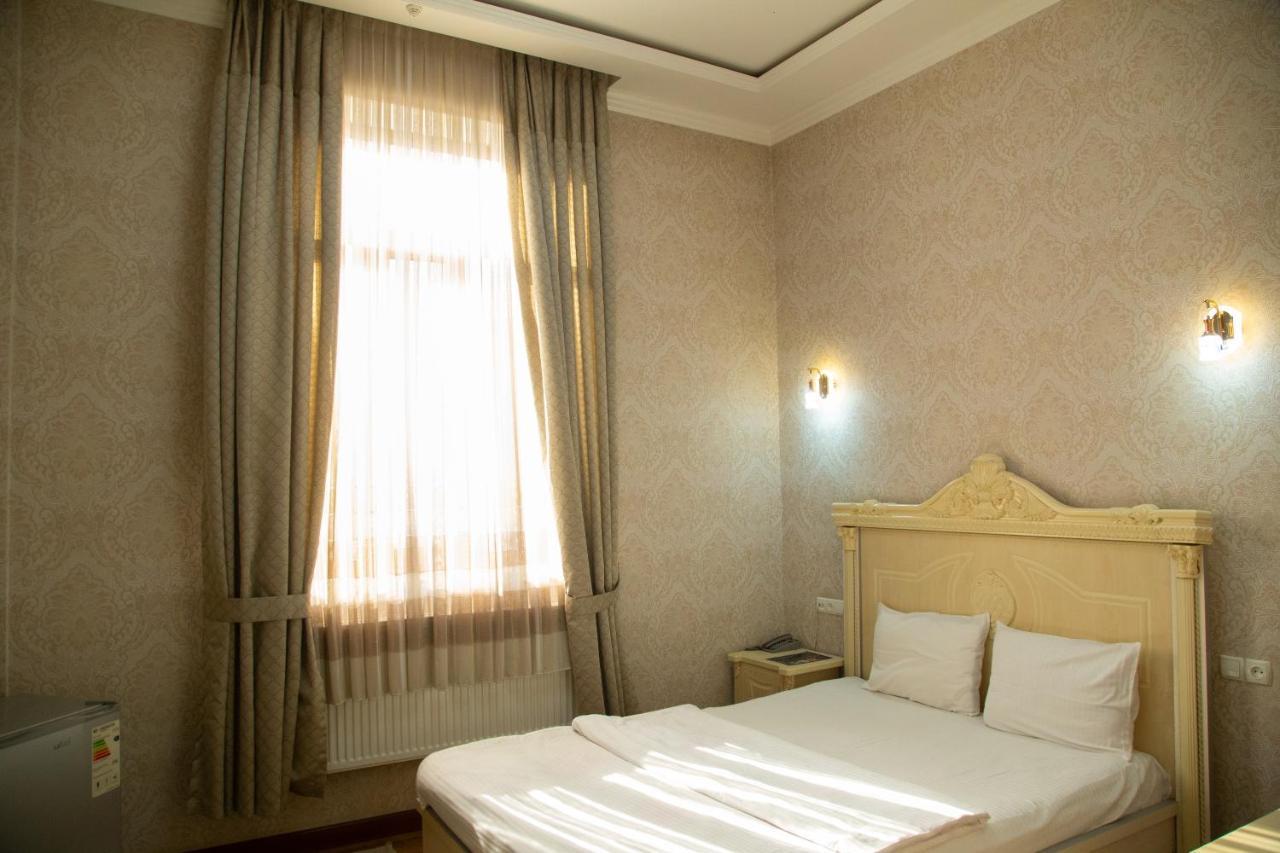 Buyuk Ipak Yo'Li Hotel Namangan Εξωτερικό φωτογραφία
